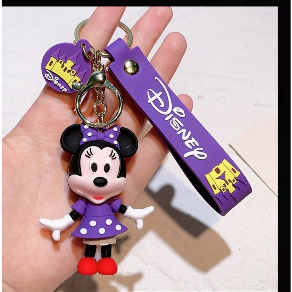 Disney Minnie Mouse Rubber Keychain - Picture 1 of 4